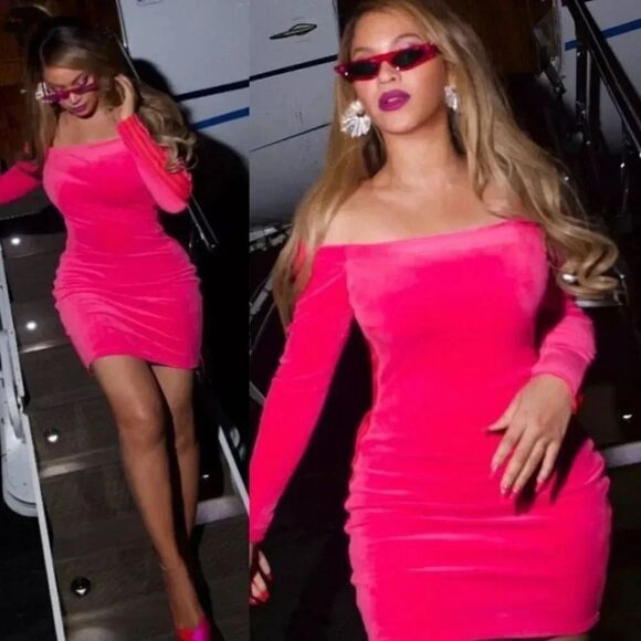 ADIDAS x IVY PARK Beyoncé Collection Bardot Velour Dress (RARE & COLLECTABLE) M - Picture 1 of 9